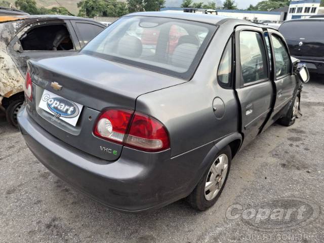 2011 CHEVROLET CLASSIC 