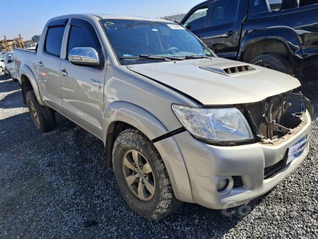 2014 TOYOTA HILUX CD 