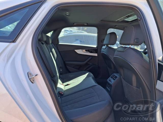 2023 AUDI A4 