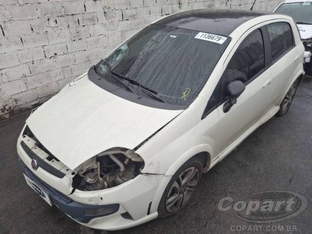 2016 FIAT PUNTO 