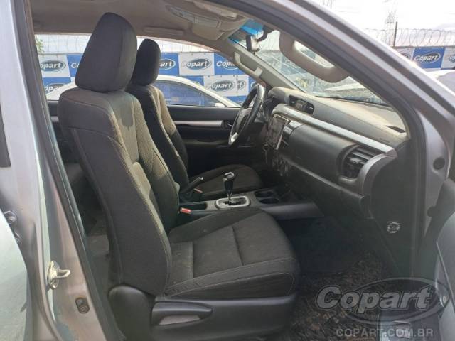 2017 TOYOTA HILUX CD 