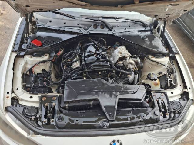 2013 BMW SERIE 1 