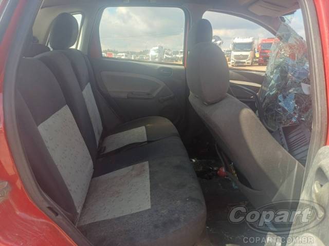 2010 FORD FIESTA 