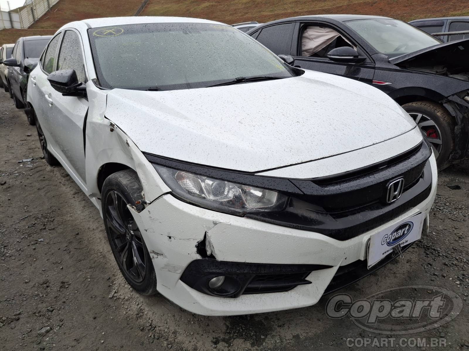 Veículo Honda Civic HONDA CIVIC SPORT 2.0 2019 Colisão Média Monta 2019 em leilão