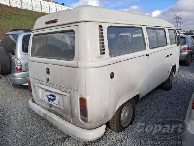 2013 VOLKSWAGEN KOMBI 
