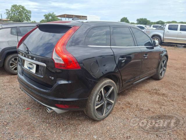 2016 VOLVO XC60 