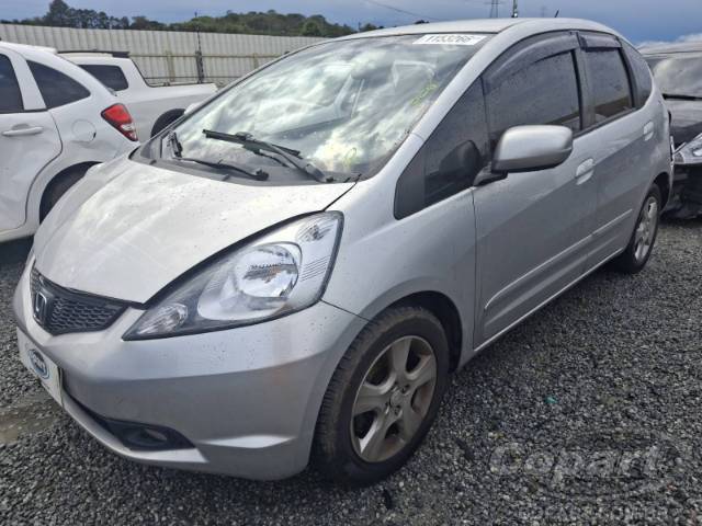 2009 HONDA FIT 