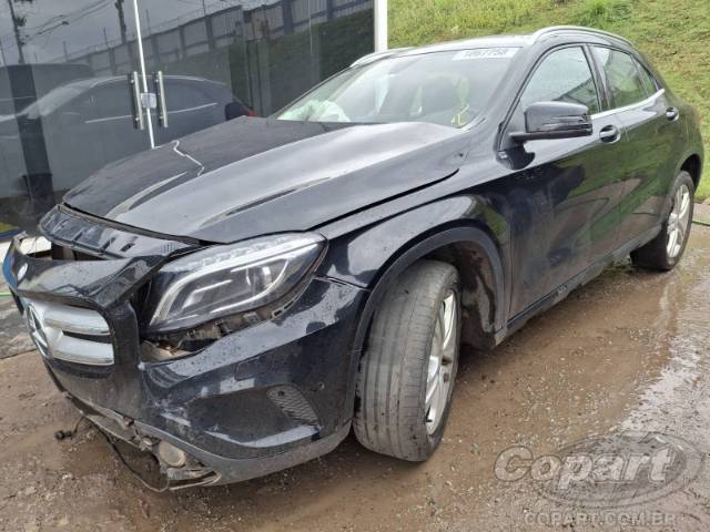 2016 MERCEDES BENZ GLA 