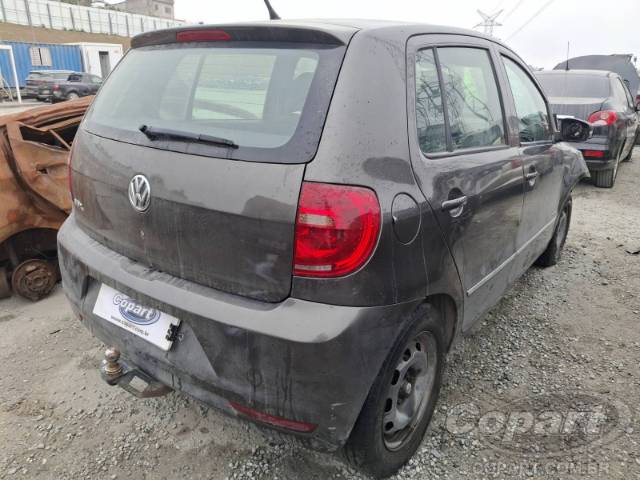 2010 VOLKSWAGEN FOX 