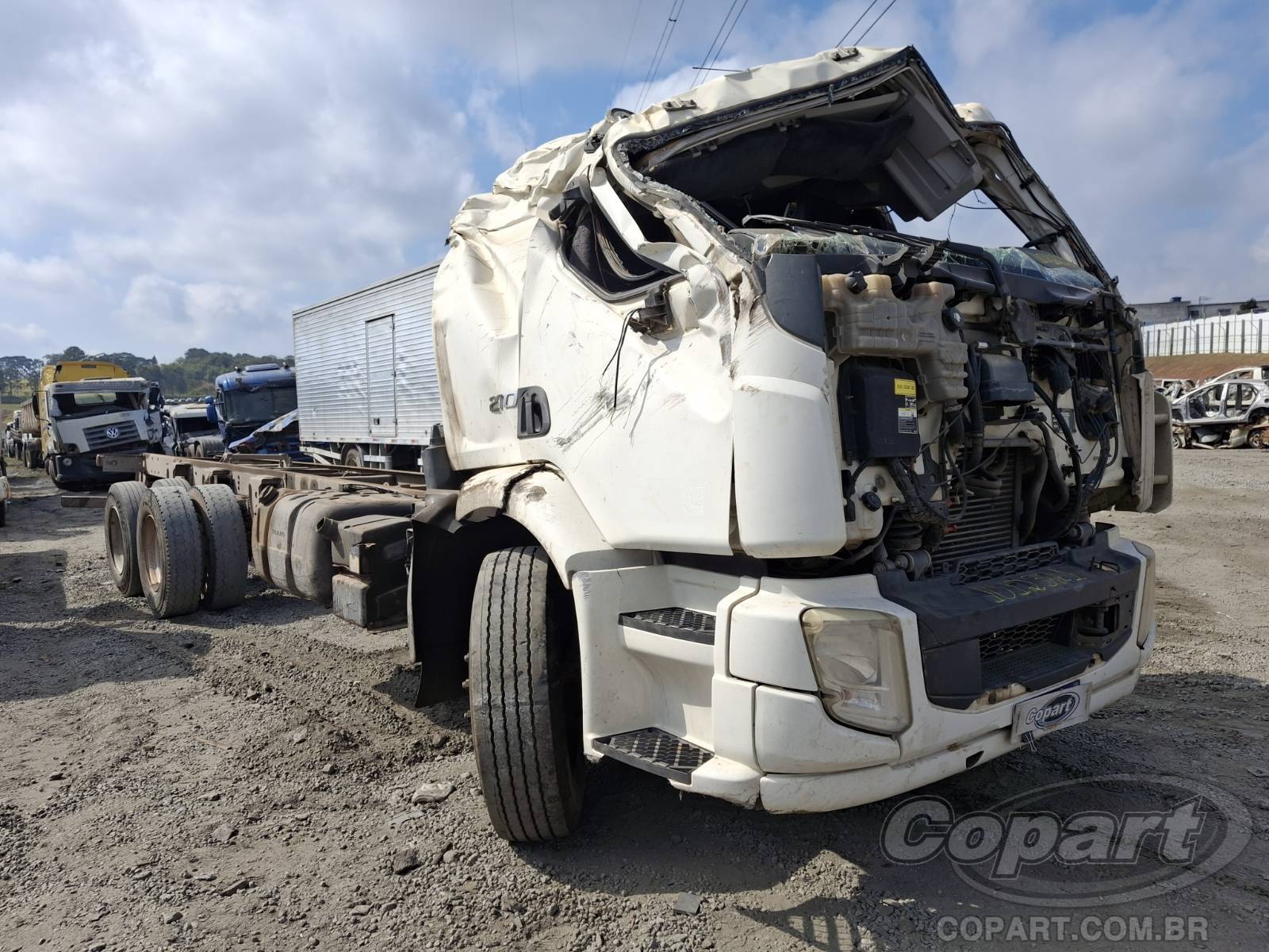 2014 VOLVO VM Caminhão