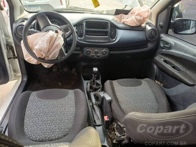 2020 FIAT UNO 