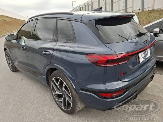 2025 AUDI Q6 e-tron 
