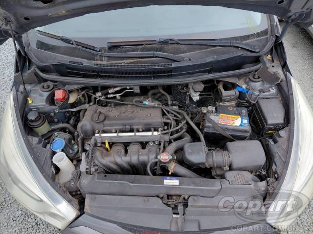 2014 HYUNDAI HB20S 
