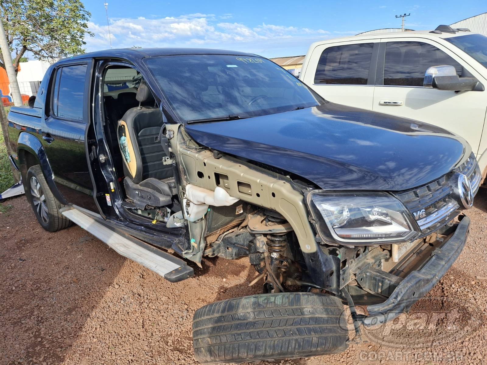 VOLKSWAGEN AMAROK 2022 Colisão Média Monta