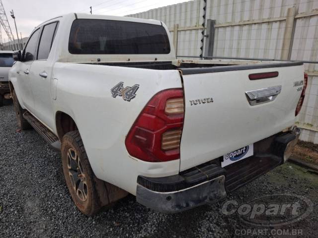 2022 TOYOTA HILUX CD 