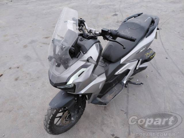 2025 HONDA ADV 