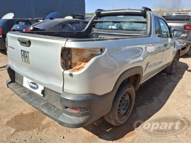 2025 FIAT STRADA 