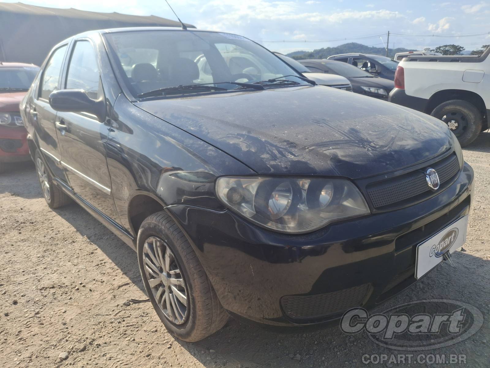 Veículo Fiat Siena FIAT SIENA 2010 FLEXIVEL ALCOOL 1.0 COLISÃO MÉDIA MONTA 2010 em leilão
