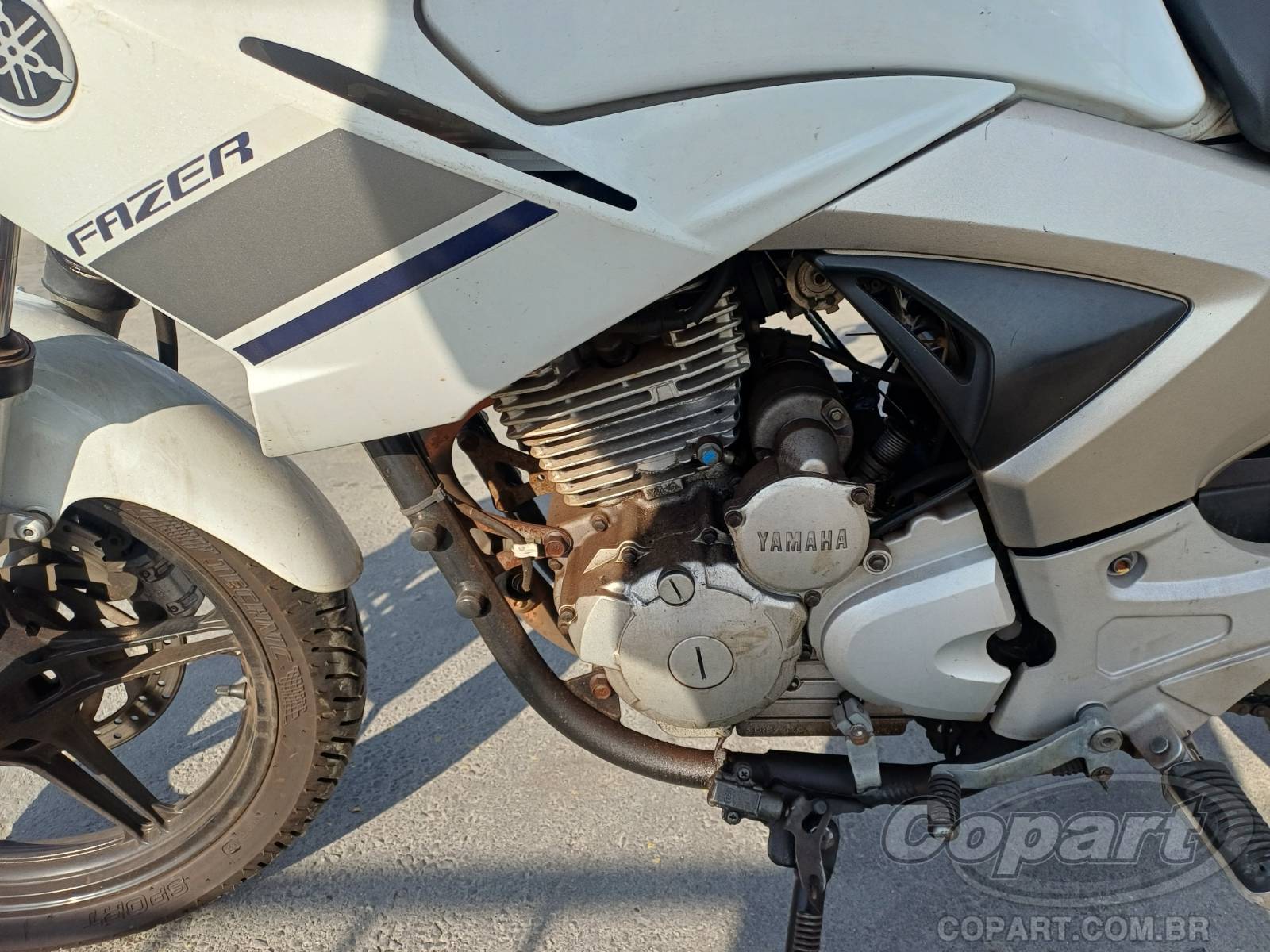 Foto 5: 2014 YAMAHA FAZER