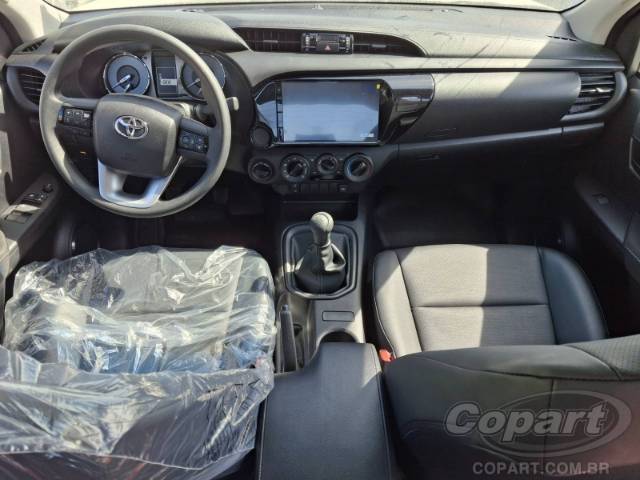 2025 TOYOTA HILUX CD 