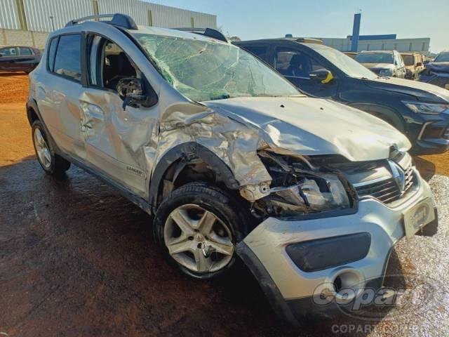 2019 RENAULT SANDERO 