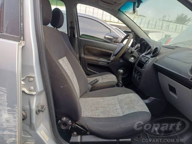 2010 FORD FIESTA SEDAN 