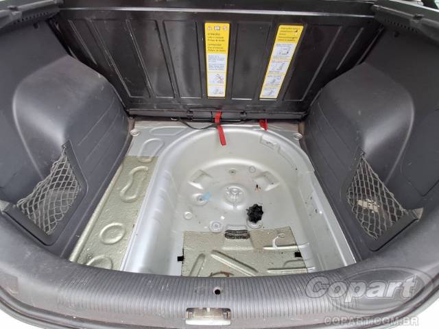 2016 VOLKSWAGEN SPACEFOX 
