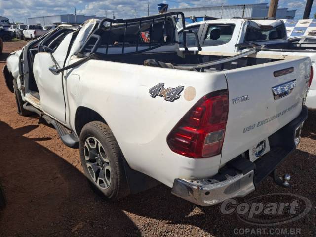 2022 TOYOTA HILUX CD 