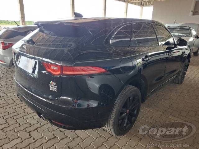 2017 JAGUAR F-PACE 