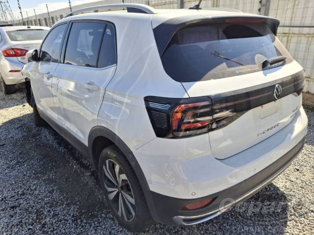2024 VOLKSWAGEN T-CROSS 