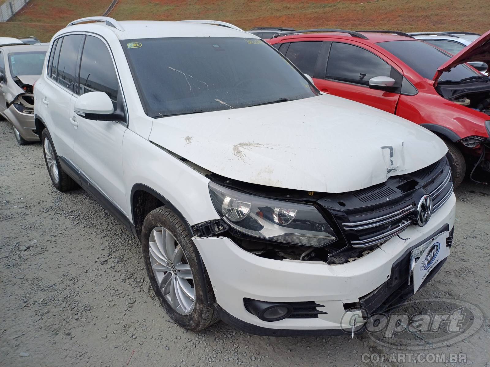 Veículo VW - VolksWagen Tiguan VOLKSWAGEN TIGUAN 2013 Conservado 2014 em leilão