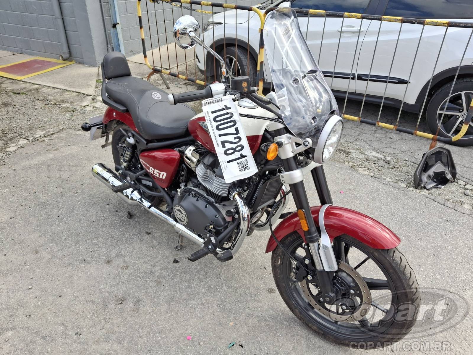 ROYAL ENFIELD SUPER METEOR 2025 Conservado