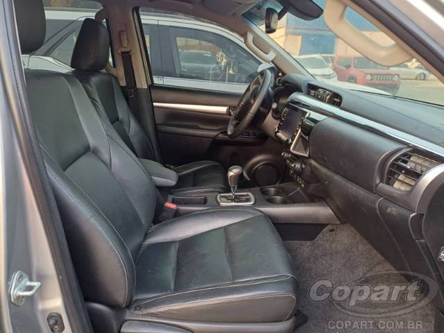 2022 TOYOTA HILUX CD 