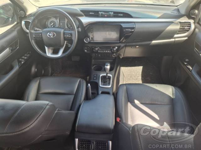 2024 TOYOTA HILUX CD 