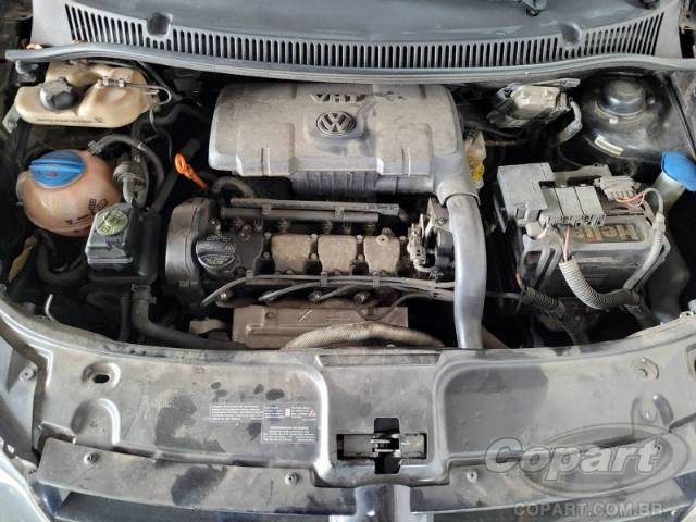 2011 VOLKSWAGEN FOX 