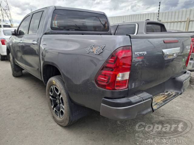 2021 TOYOTA HILUX CD 