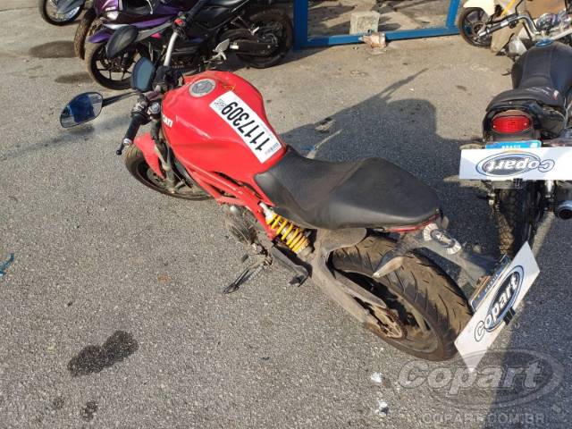 2019 DUCATI MONSTER 