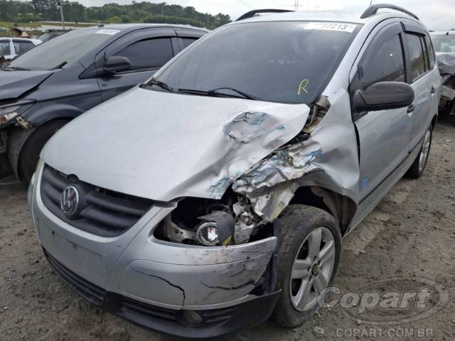 2010 VOLKSWAGEN SPACEFOX 