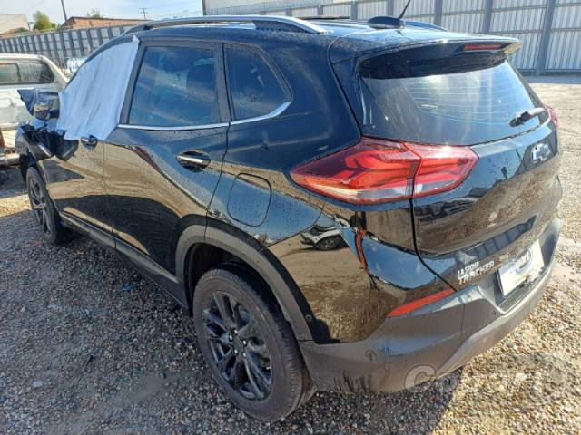 2025 CHEVROLET TRACKER 