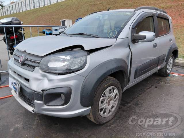 2017 FIAT UNO 