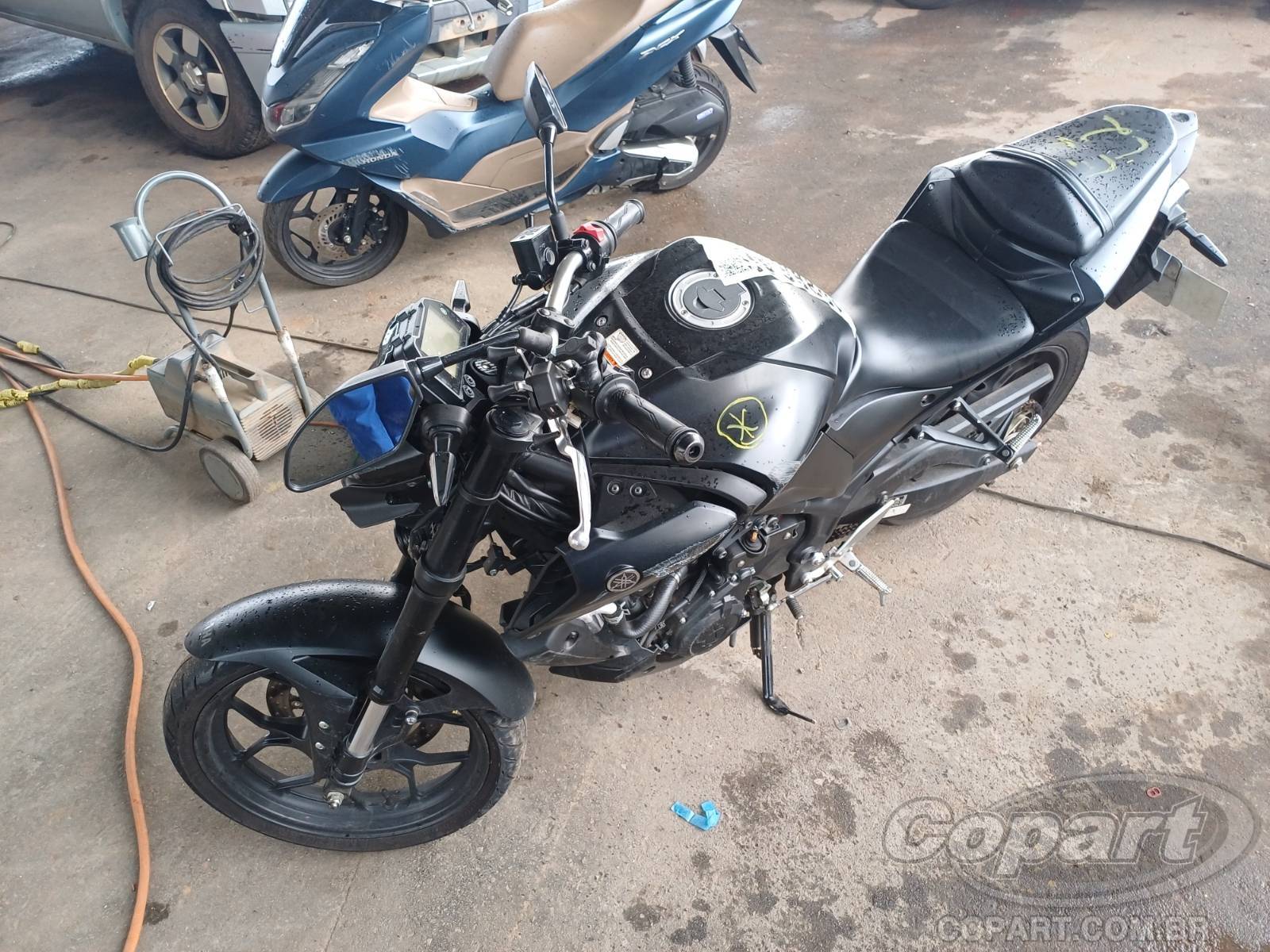 Veículo YAMAHA MT-03 2025 YAMAHA MT-03 2025 em leilão