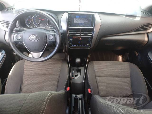 2023 TOYOTA YARIS SEDA 
