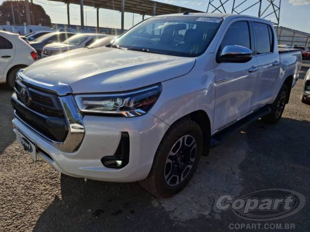 2024 TOYOTA HILUX CD 