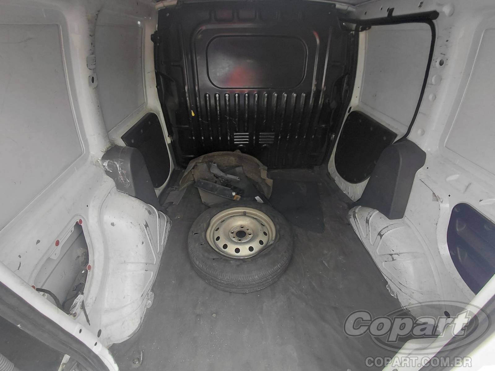 Foto 6 de 10: 2013 FIAT DOBLO CARGO