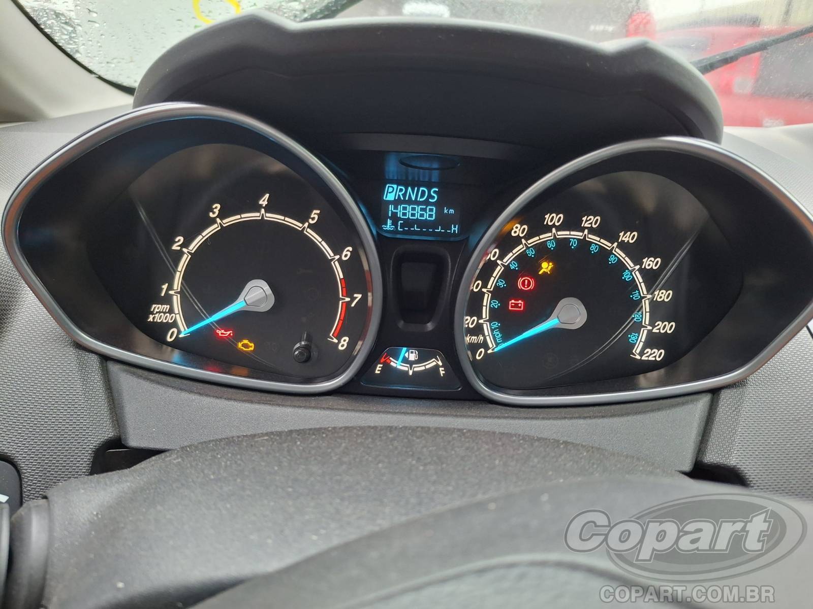 Foto 8 de 13: 2014 FORD FIESTA