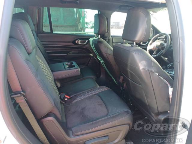 2025 JEEP COMMANDER 