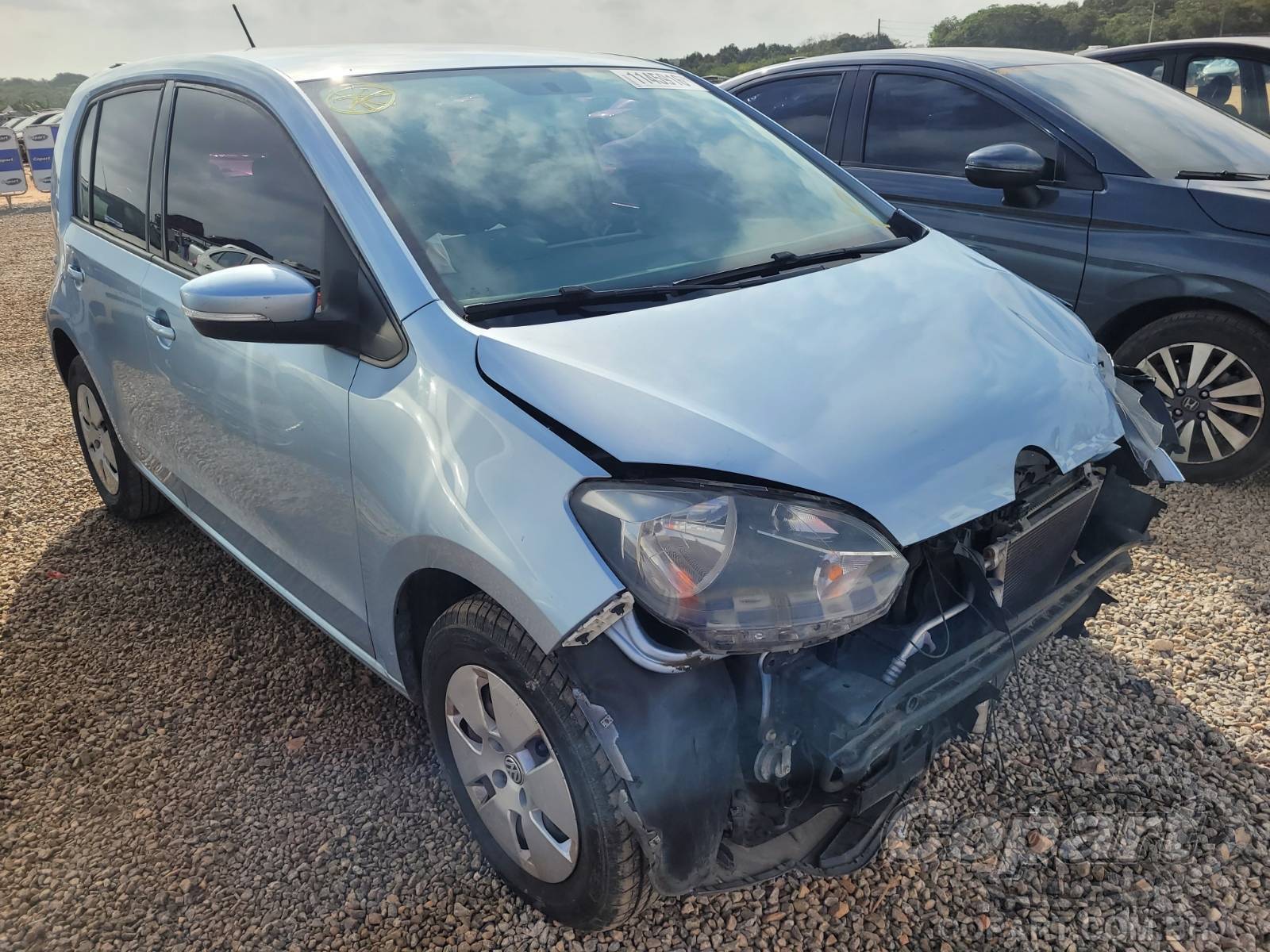 2015 VOLKSWAGEN UP