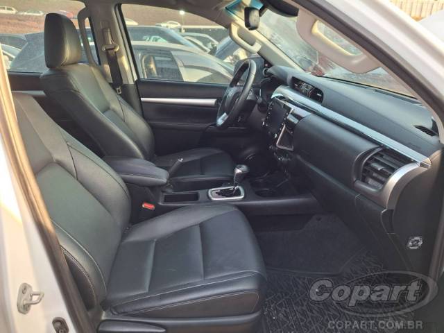 2022 TOYOTA HILUX CD 