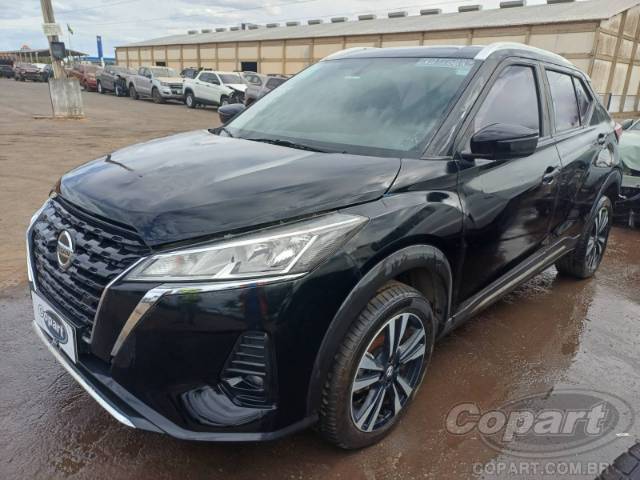 2022 NISSAN KICKS 
