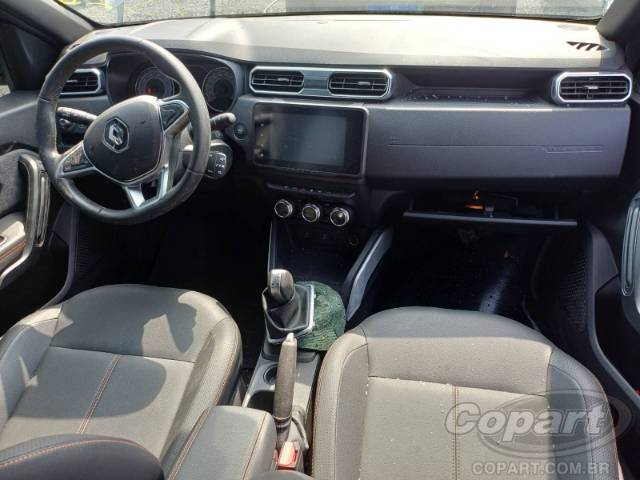 2025 RENAULT DUSTER 